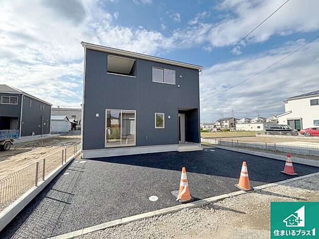 【外観】安心の10年保証！外観を美しく保ち、雨水で汚れを落とします！気になることがありましたら、お気軽にお問い合わせください！