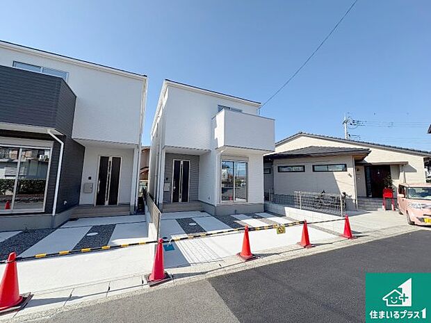 【外観】安心の10年保証！外観を美しく保ち、雨水で汚れを落とします！気になることがありましたら、お気軽にお問い合わせください！