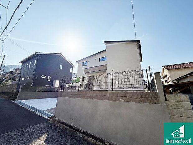 【外観】安心の10年保証!外観を美しく保ち、雨水で汚れを落とします!気になることがありましたら、お気軽にお問い合わせください!