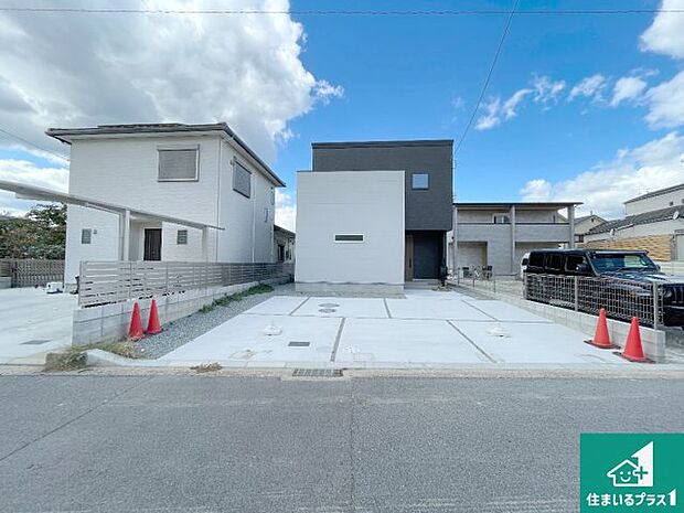 【外観】安心の10年保証!外観を美しく保ち、雨水で汚れを落とします!気になることがありましたら、お気軽にお問い合わせください!