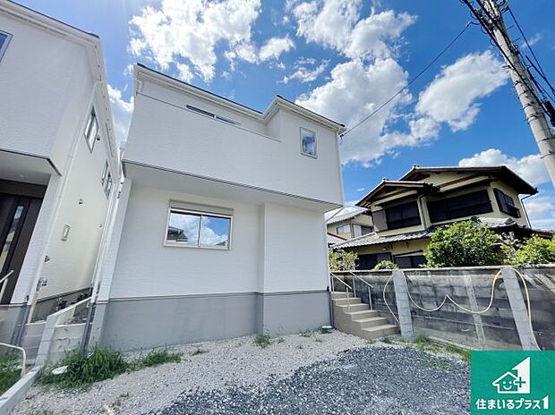 【外観】安心の10年保証！外観を美しく保ち、雨水で汚れを落とします！気になることがありましたら、お気軽にお問い合わせください！