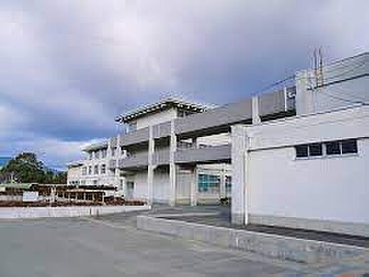 木津川市立泉川中学校