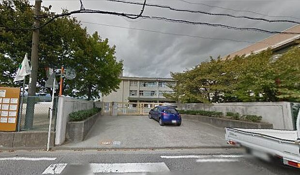 橿原市立耳成西小学校