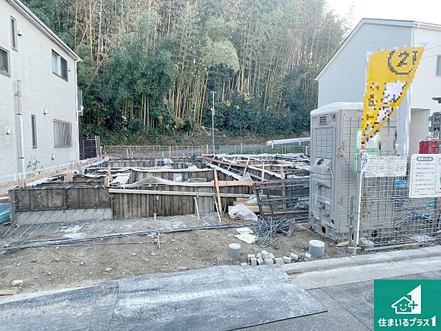 【外観】現在建築中！落ち着いた街並みで新生活を始めることが出来そう！周辺の物件も併せてご紹介させて頂きます！