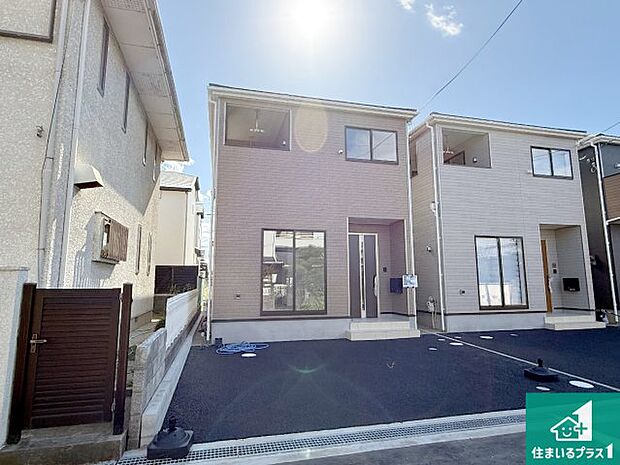 【外観】安心の10年保証!外観を美しく保ち、雨水で汚れを落とします!気になることがありましたら、お気軽にお問い合わせください!