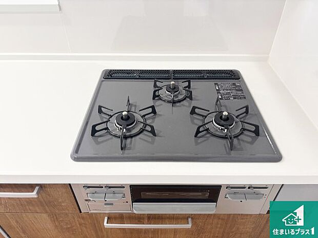 【コンロ】ダブル高火力Siセンサー付きコンロ!3口あるので、まとめて料理をする時も大活躍!