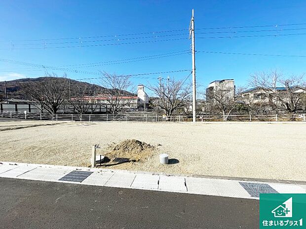 【外観】建築中ですが現地を見ると分かる事もございますので、ぜひ一度現地をご覧ください。