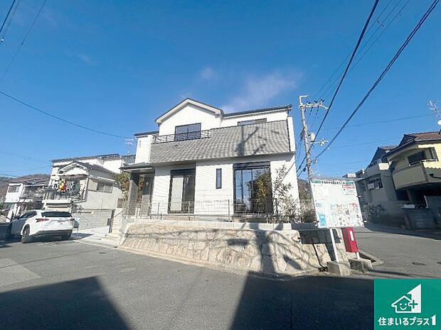 【外観】安心の10年保証！外観を美しく保ち、雨水で汚れを落とします！気になることがありましたら、お気軽にお問い合わせください！