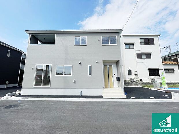 【外観】安心の10年保証！外観を美しく保ち、雨水で汚れを落とします！気になることがありましたら、お気軽にお問い合わせください！