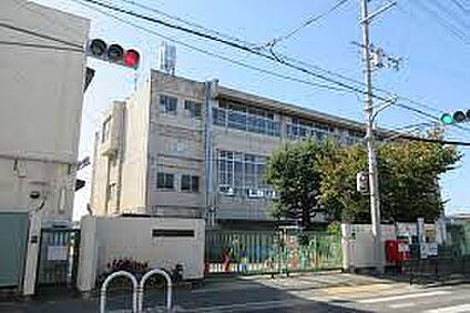 堺市立登美丘西小学校 徒歩660m
