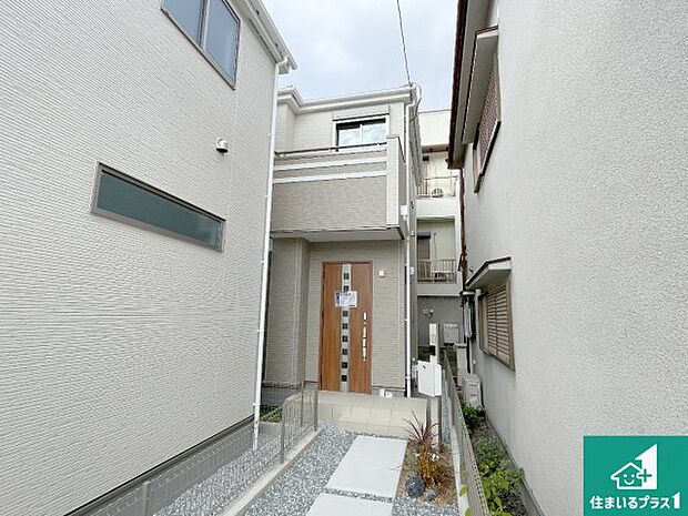 【外観】安心の10年保証!外観を美しく保ち、雨水で汚れを落とします!気になることがありましたら、お気軽にお問い合わせください!