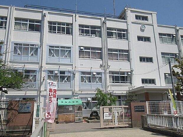 高槻市立芝生小学校