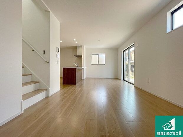 【トイレ】シンプルなトイレは落ち着く空間！お手入れも簡単です！