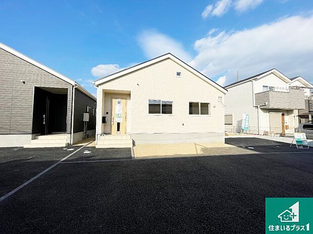 【外観】安心の10年保証！外観を美しく保ち、雨水で汚れを落とします！気になることがありましたら、お気軽にお問い合わせください！