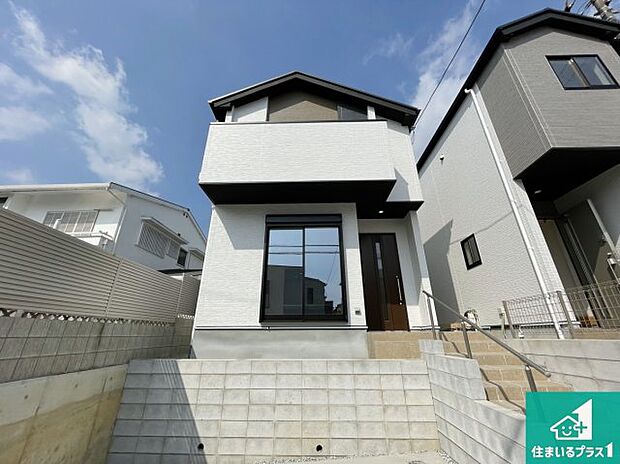 【外観】安心の10年保証!外観を美しく保ち、雨水で汚れを落とします!気になることがありましたら、お気軽にお問い合わせください!