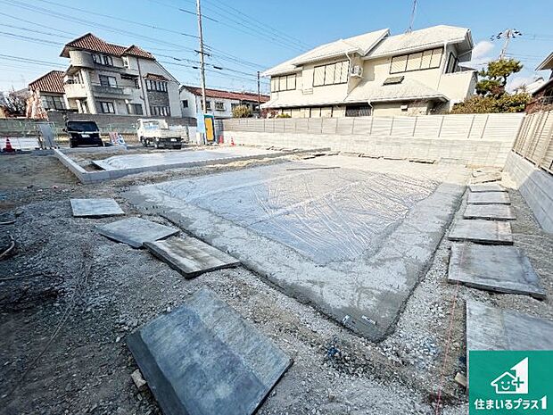 【外観】周辺は落ち着いた街並みの住宅地！子育てがしやすい住環境です！まだ未完成ですが、現地でしかわからない事もございます。是非一度ご覧ください。