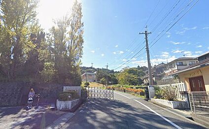 湖南市立三雲東小学校 徒歩1000m