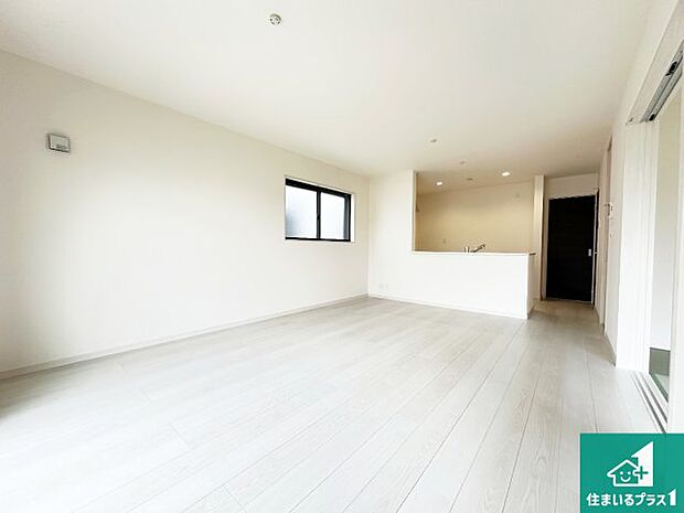 【トイレ】シンプルなトイレは落ち着く空間!お手入れも簡単です!