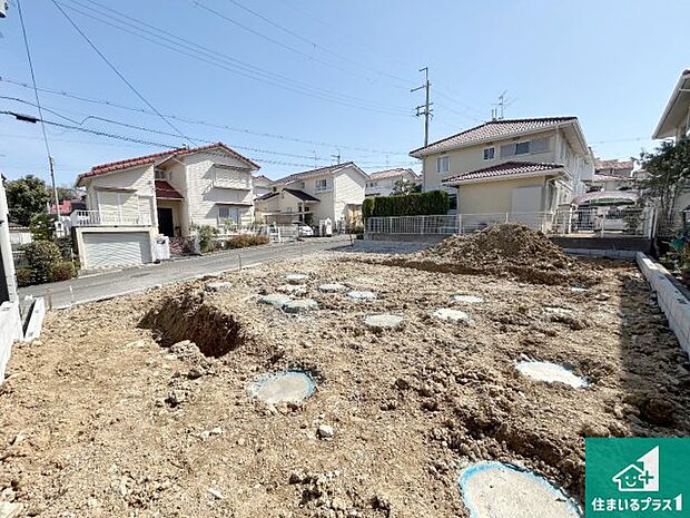 【外観】現在建築中!落ち着いた街並みで新生活を始めることが出来そう!周辺の物件も併せてご紹介させて頂きます!