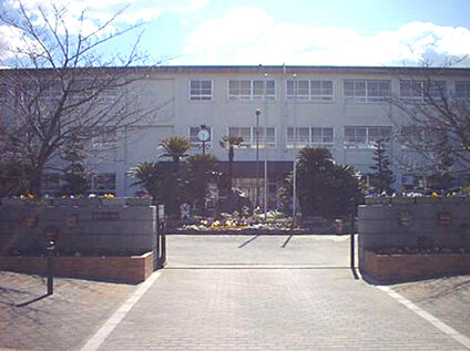 貝塚市立第一中学校 徒歩2611m