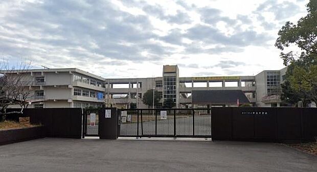 猪名川町立清陵中学校