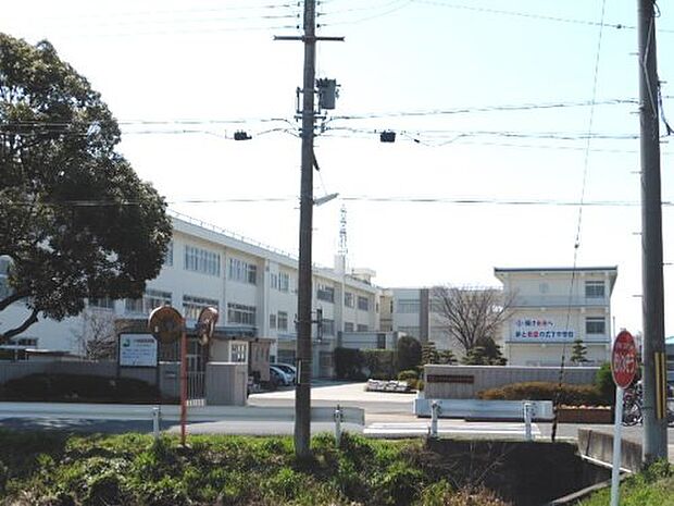 川西町三宅町組合立式下中学校