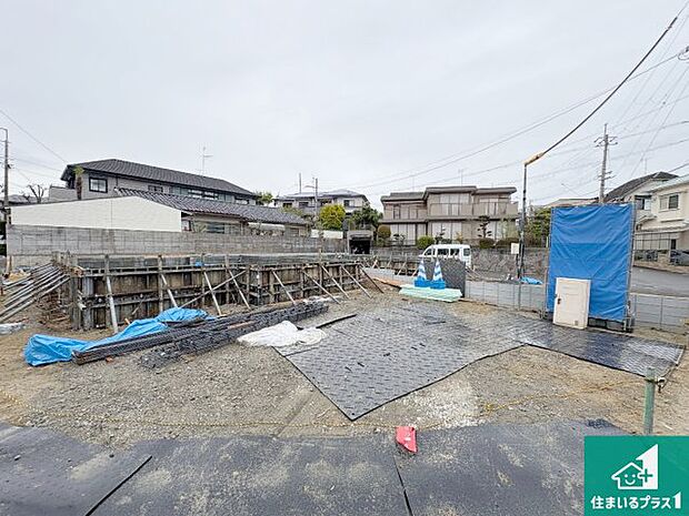 【外観】現在建築中!落ち着いた街並みで新生活を始めることが出来そう!周辺の物件も併せてご紹介させて頂きます!