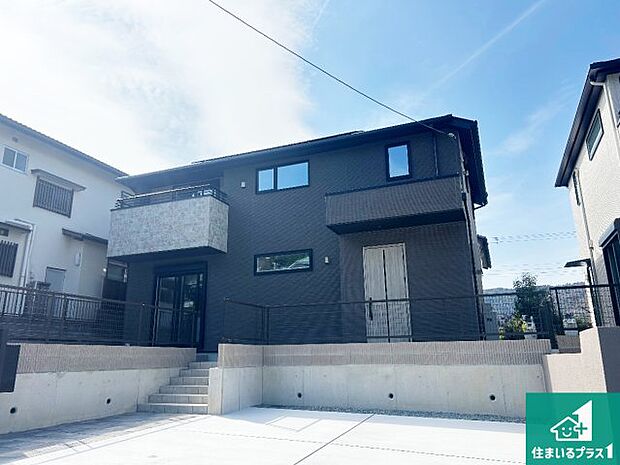 【外観】安心の10年保証!外観を美しく保ち、雨水で汚れを落とします!気になることがありましたら、お気軽にお問い合わせください!