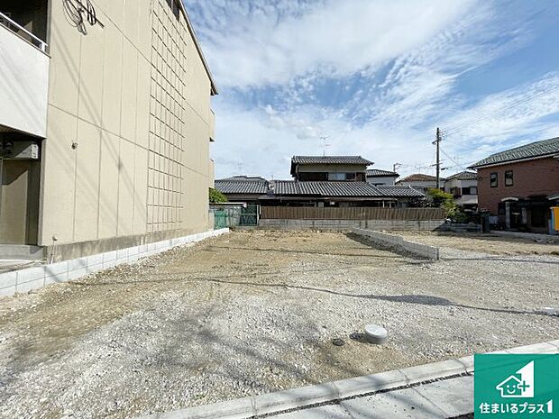 【外観】建築中ですが現地を見ると分かる事もございますので、ぜひ一度現地をご覧ください。