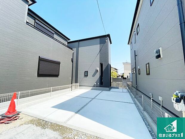 【外観】安心の10年保証!外観を美しく保ち、雨水で汚れを落とします!気になることがありましたら、お気軽にお問い合わせください!