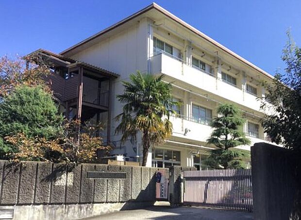 生駒市立緑ヶ丘中学校