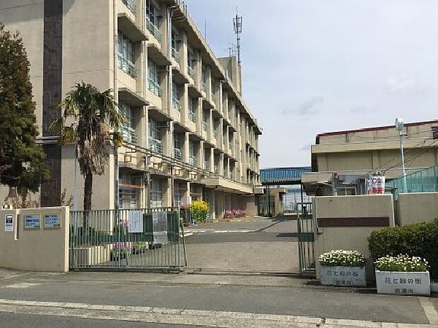 摂津市立鳥飼東小学校
