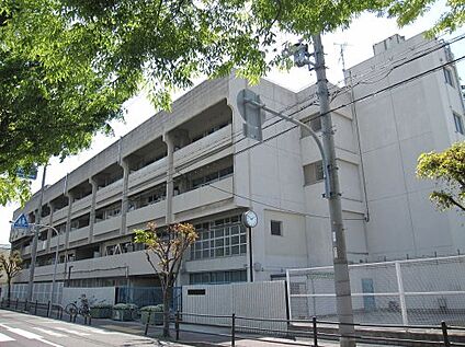 堺市立陵西中学校 徒歩709m