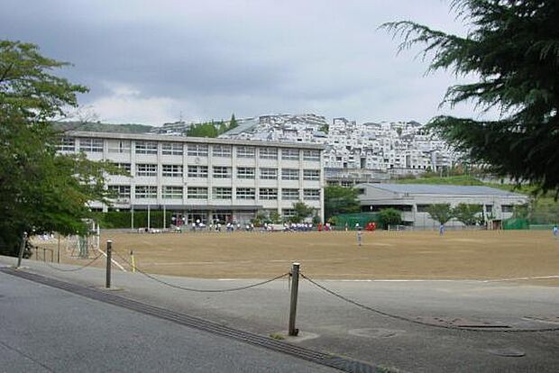西宮市立塩瀬中学校