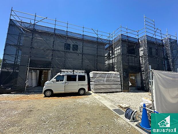 【外観】現在建築中！落ち着いた街並みで新生活を始めることが出来そう！周辺の物件も併せてご紹介させて頂きます！