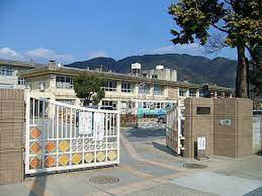 亀岡市立安詳小学校