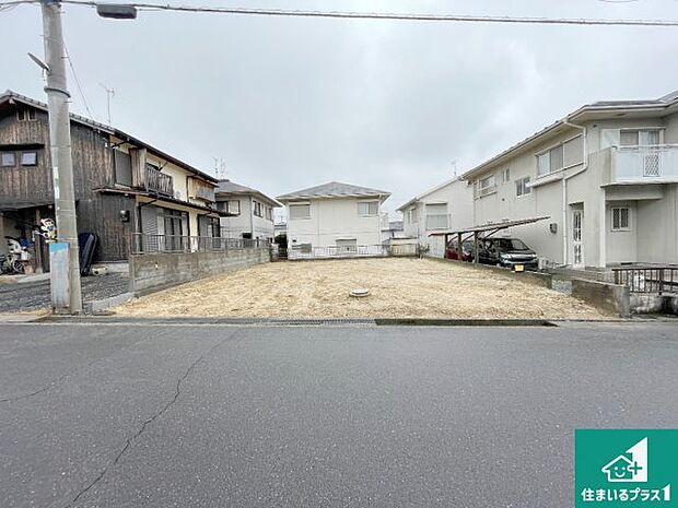 【外観】現在建築中!落ち着いた街並みで新生活を始めることが出来そう!周辺の物件も併せてご紹介させて頂きます!