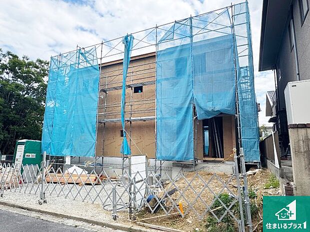 【外観】現在建築中！落ち着いた街並みで新生活を始めることが出来そう！周辺の物件も併せてご紹介させて頂きます！