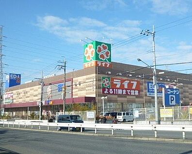 ライフ 石津店 徒歩1200m