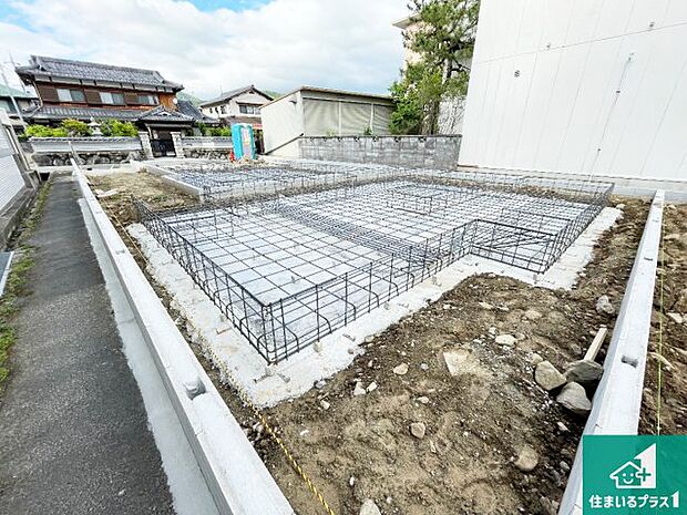 【外観】現在建築中!落ち着いた街並みで新生活を始めることが出来そう!周辺の物件も併せてご紹介させて頂きます!