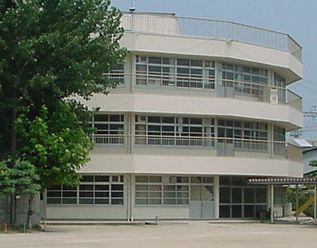 尼崎市立浦風小学校