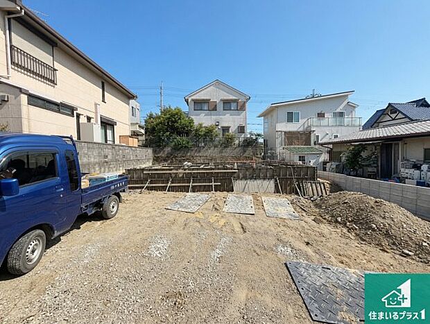【外観】現在建築中！落ち着いた街並みで新生活を始めることが出来そう！周辺の物件も併せてご紹介させて頂きます！