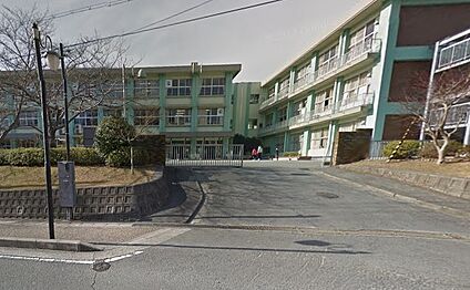 湖南市立石部南小学校 徒歩696m
