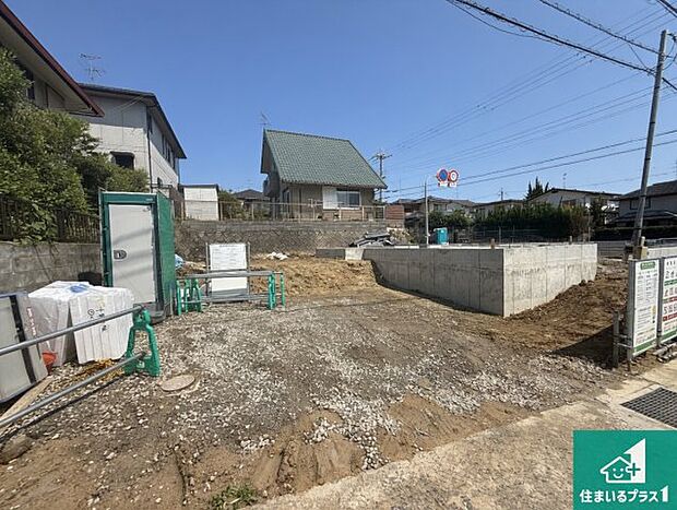 【外観】現在建築中！落ち着いた街並みで新生活を始めることが出来そう！周辺の物件も併せてご紹介させて頂きます！