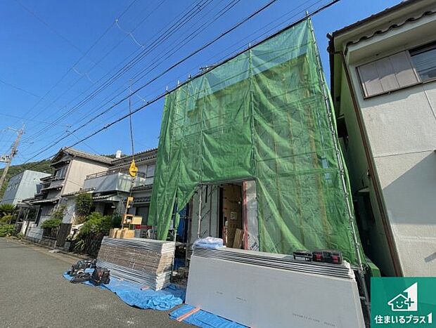 【外観】現在建築中！落ち着いた街並みで新生活を始めることが出来そう！周辺の物件も併せてご紹介させて頂きます！