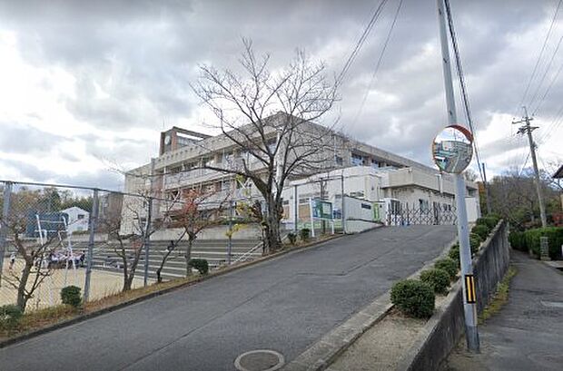 広陵町立広陵西小学校