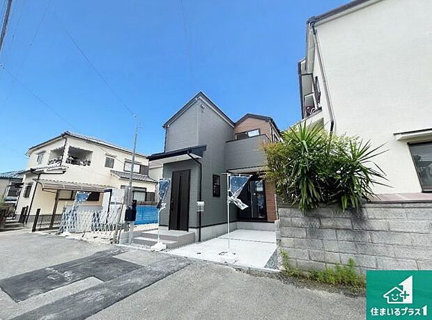 【外観】安心の10年保証!外観を美しく保ち、雨水で汚れを落とします!気になることがありましたら、お気軽にお問い合わせください!