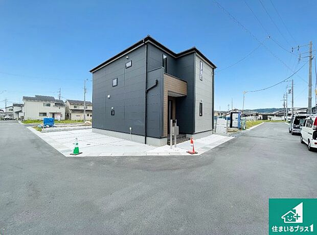 【外観】お客様に長く安心して住んでいだだける事にこだわった家づくり！住んでからのアフターサービスにもしっかりと取り組んでいます！