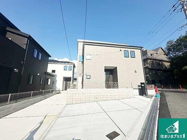 【外観】安心の10年保証!外観を美しく保ち、雨水で汚れを落とします!気になることがありましたら、お気軽にお問い合わせください!