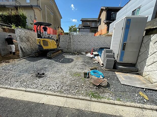 【外観】現在建築中!落ち着いた街並みで新生活を始めることが出来そう!周辺の物件も併せてご紹介させて頂きます!